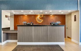Comfort Inn & Suites Danbury-Bethel