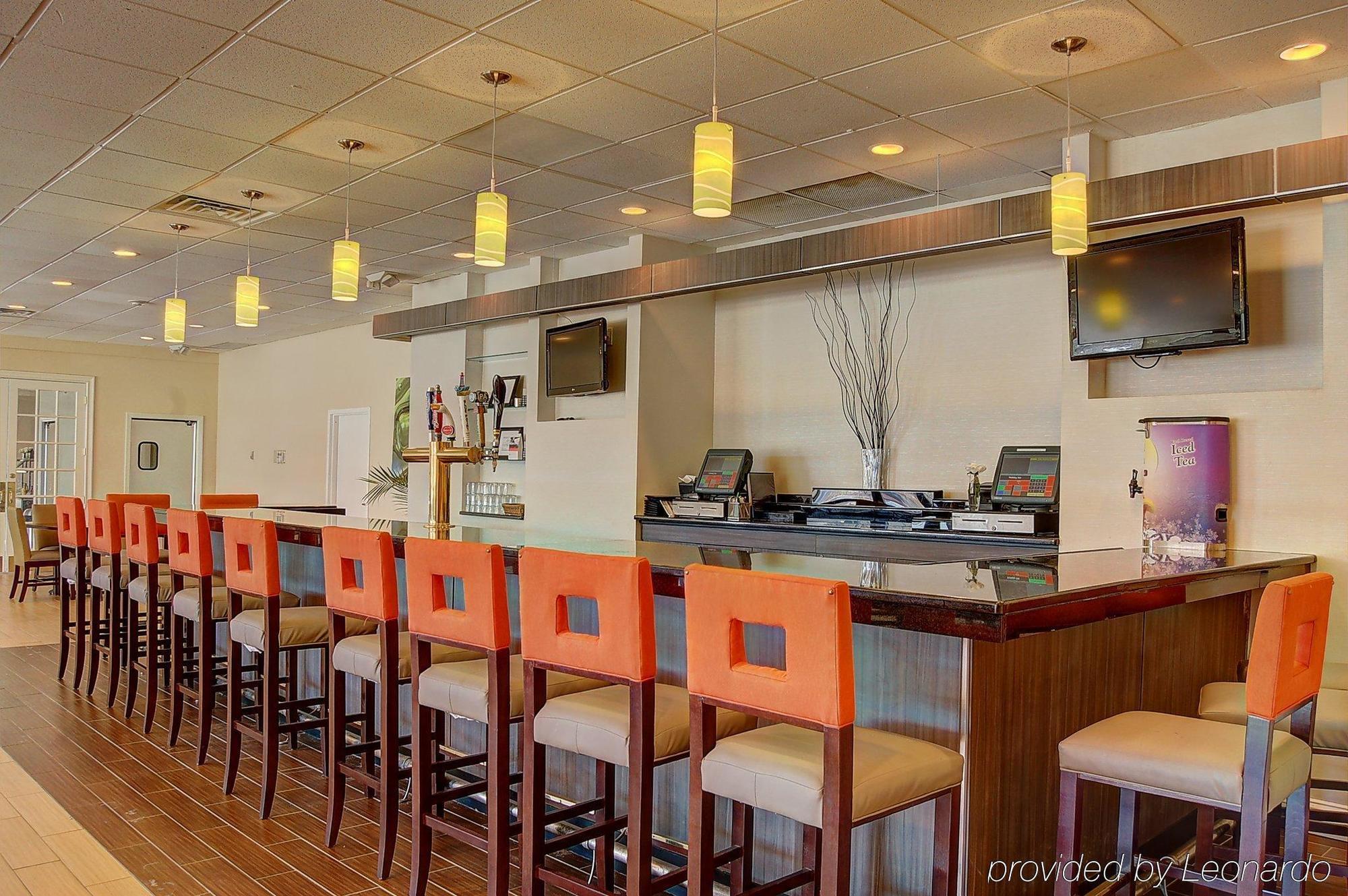 Comfort Inn & Suites Danbury-Bethel Exterior photo